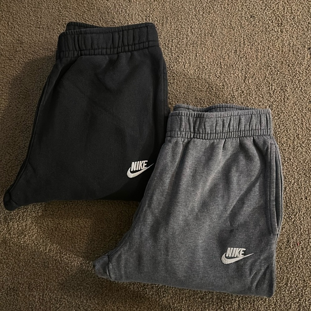 SOLD Nike Women’s Sweatpants BUNDLE